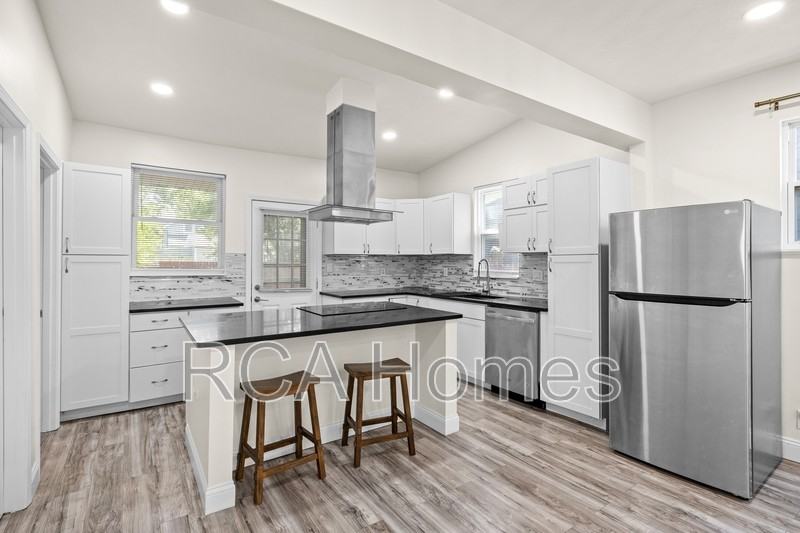 37 N Gray St - Photo 4 of 14