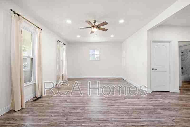 37 N Gray St - Photo 6 of 14