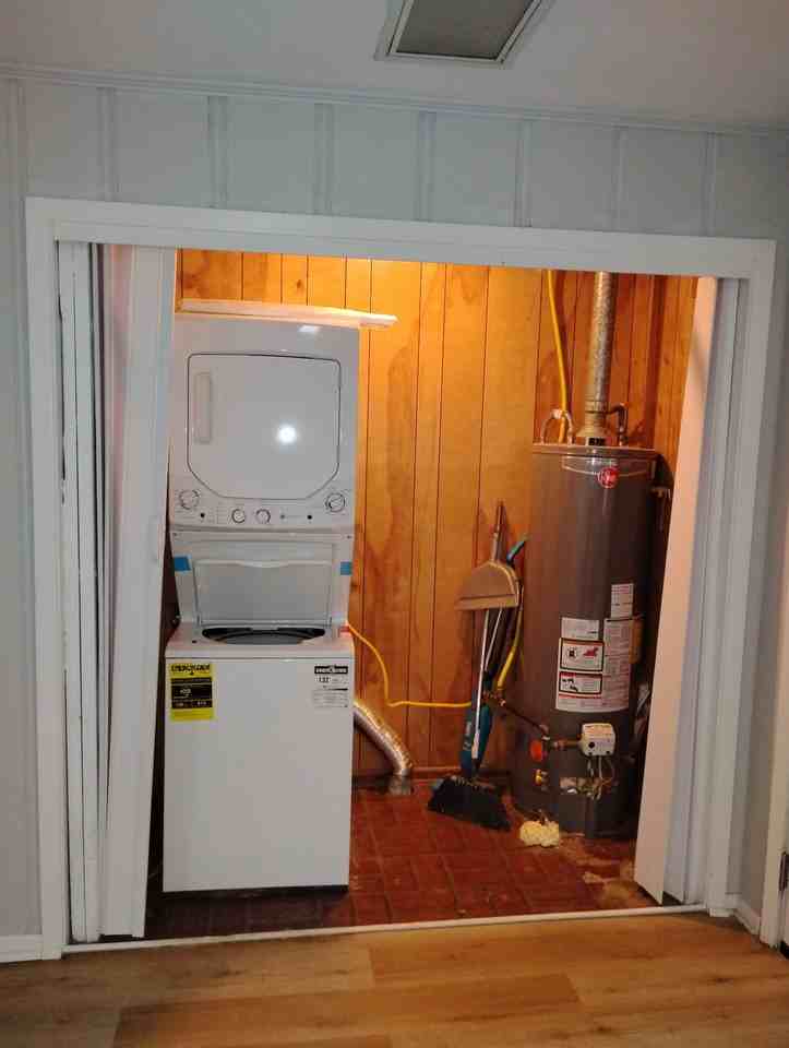 207 South 25th Avenue - Photo 3 of 6