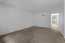 Ashton Place Apts - Photo 3 of 14