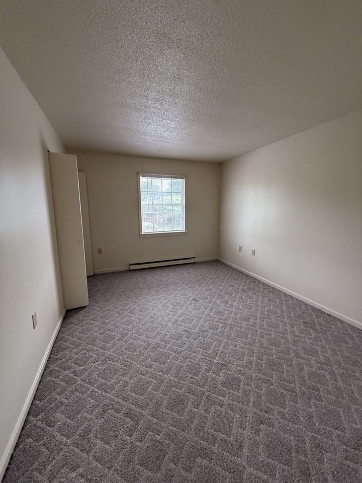 Washington Meadows Lane - Photo 7 of 13