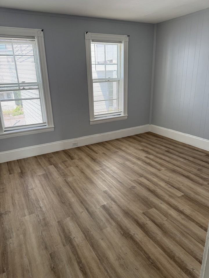 227-233 Notre Dame Ave., Manchester - Photo 2 of 10