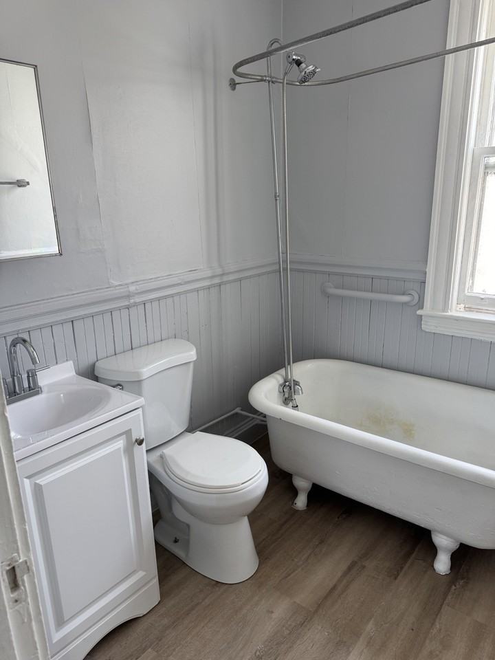 227-233 Notre Dame Ave., Manchester - Photo 4 of 10