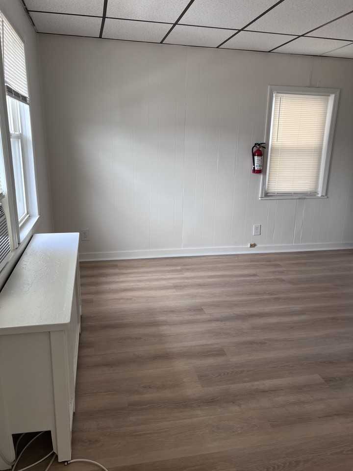 15 South Oakland Avenue - Photo 3 of 9