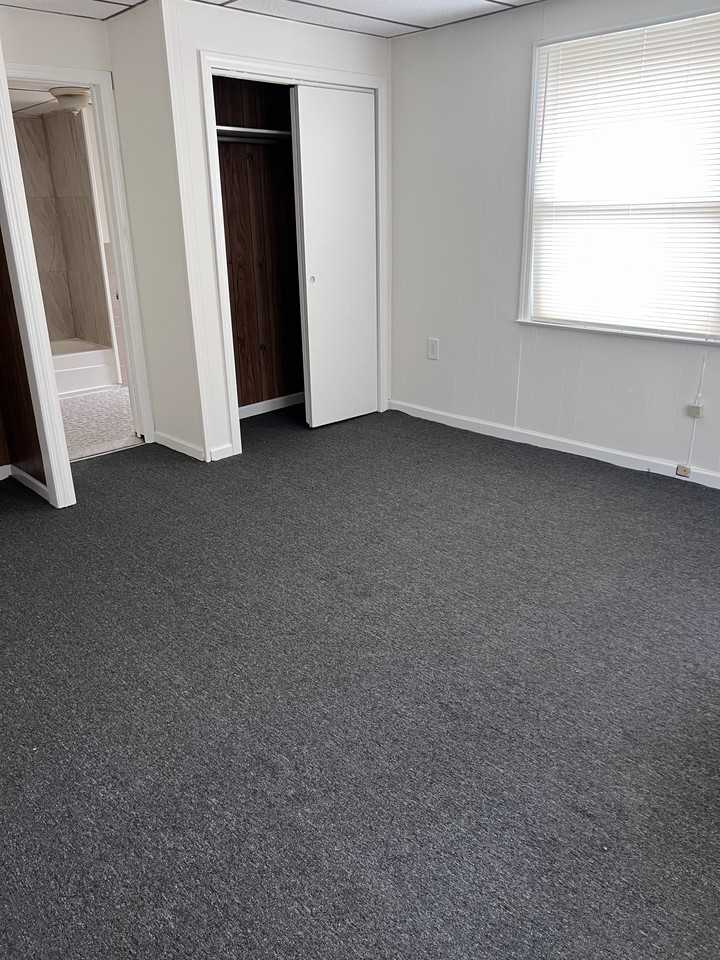 15 South Oakland Avenue - Photo 5 of 9