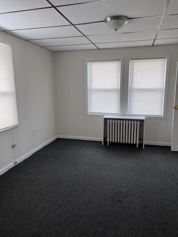 15 South Oakland Avenue - Photo 7 of 9