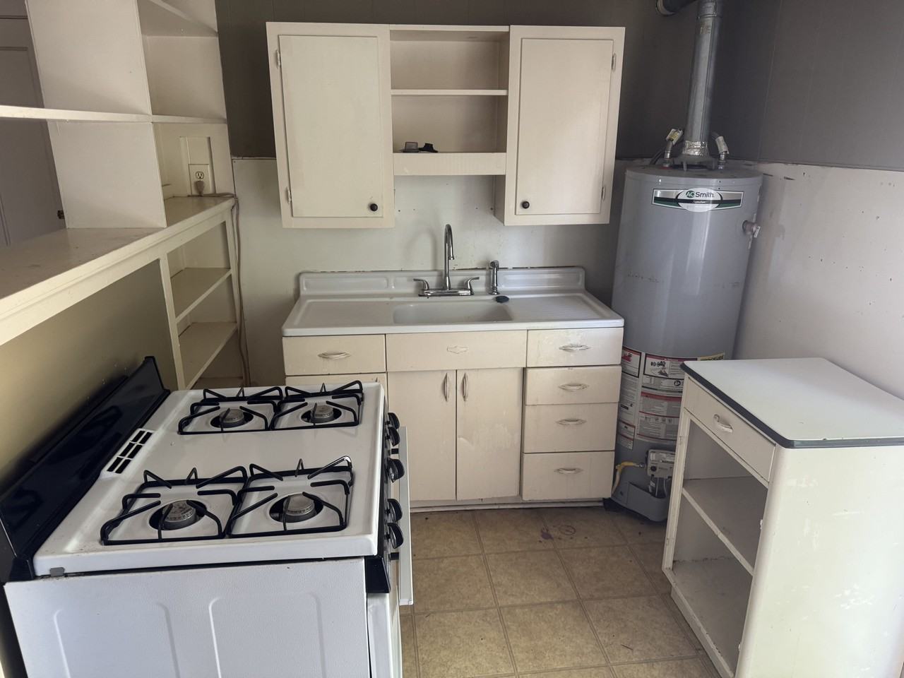 1018 Clifton St. - Photo 2 of 7
