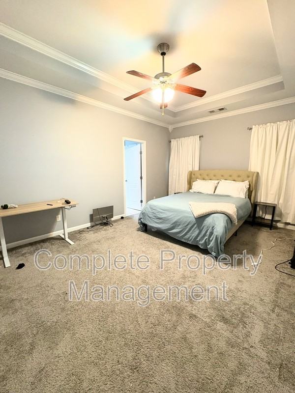109 Oxmoor Place Cir - Photo 6 of 8