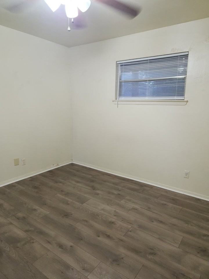 906 Grant Street - Photo 4 of 20