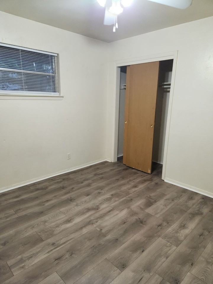 906 Grant Street - Photo 6 of 20