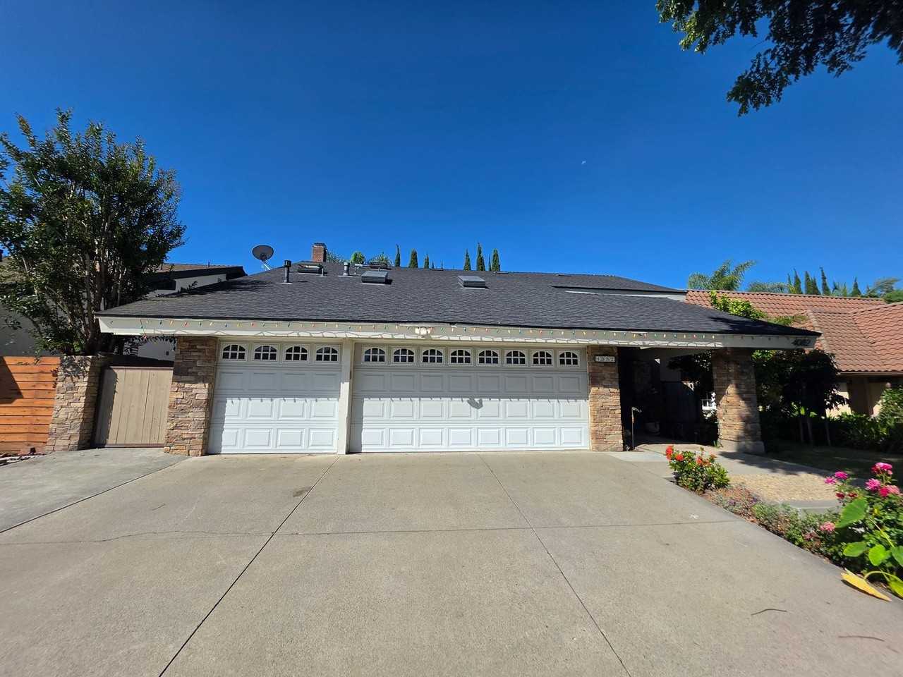 4082 Salacia Dr - Photo 2 of 29