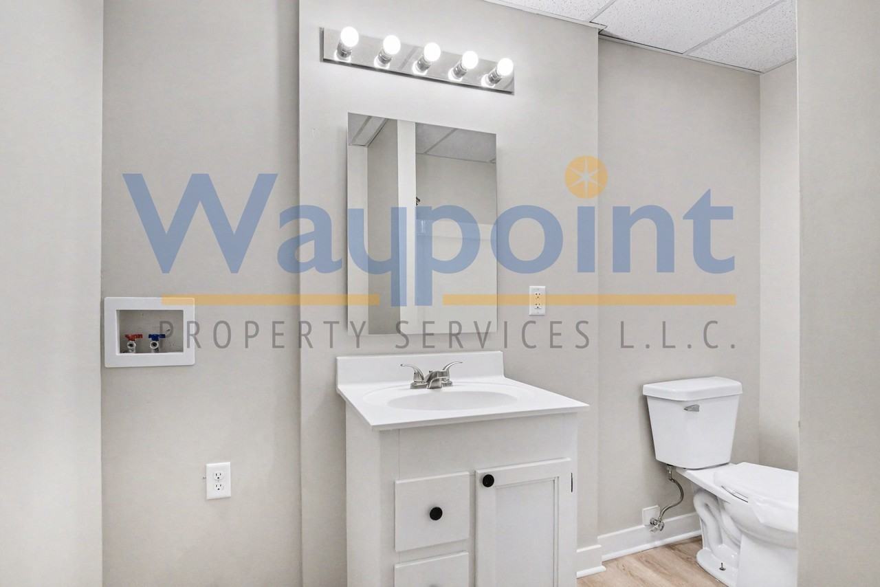 184 Superior Street - Photo 6 of 14
