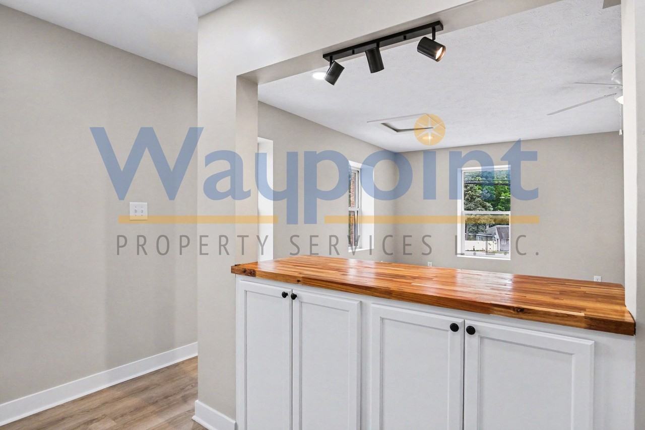 184 Superior Street - Photo 2 of 8