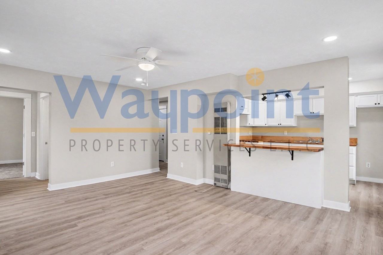 184 Superior Street - Photo 3 of 8