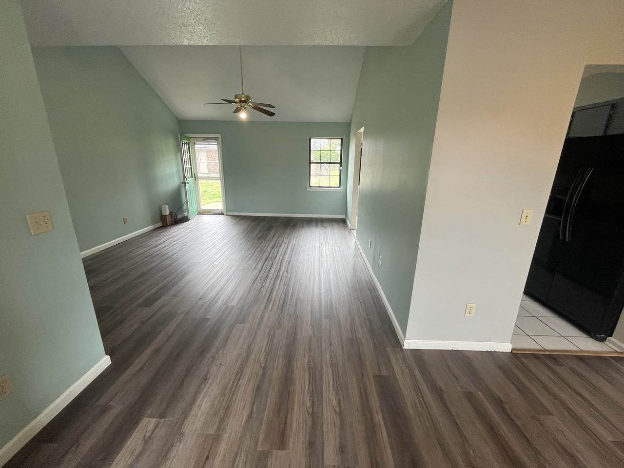 907 Primrose Lane - Photo 5 of 18