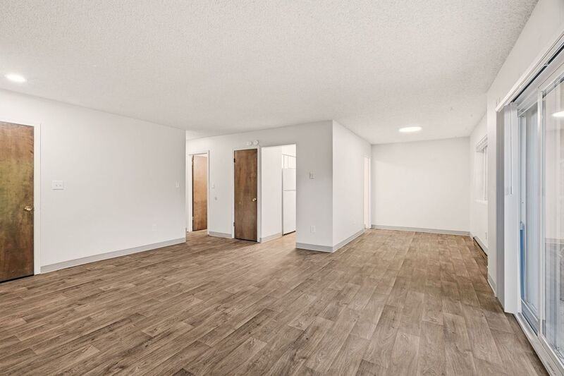 3102 E 27th Ave #101 - Photo 5 of 30