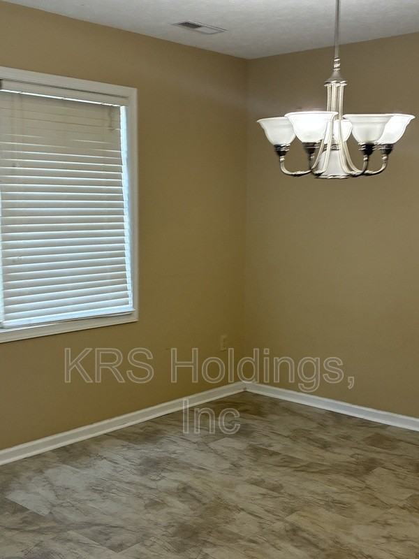 1262 Old Windmill Cir - Photo 3 of 16