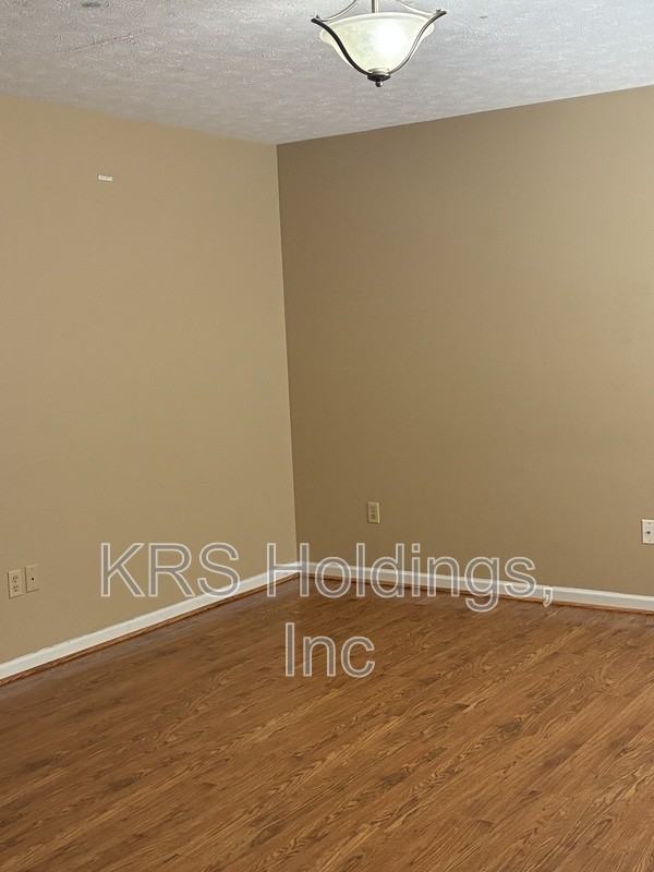 1262 Old Windmill Cir - Photo 7 of 16