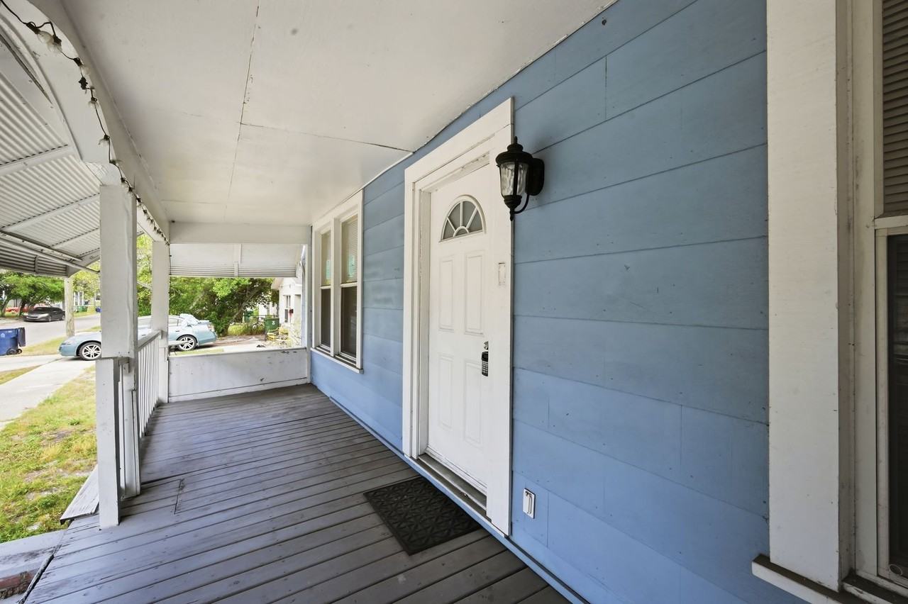 2411 E 18th Ave - Photo 4 of 23