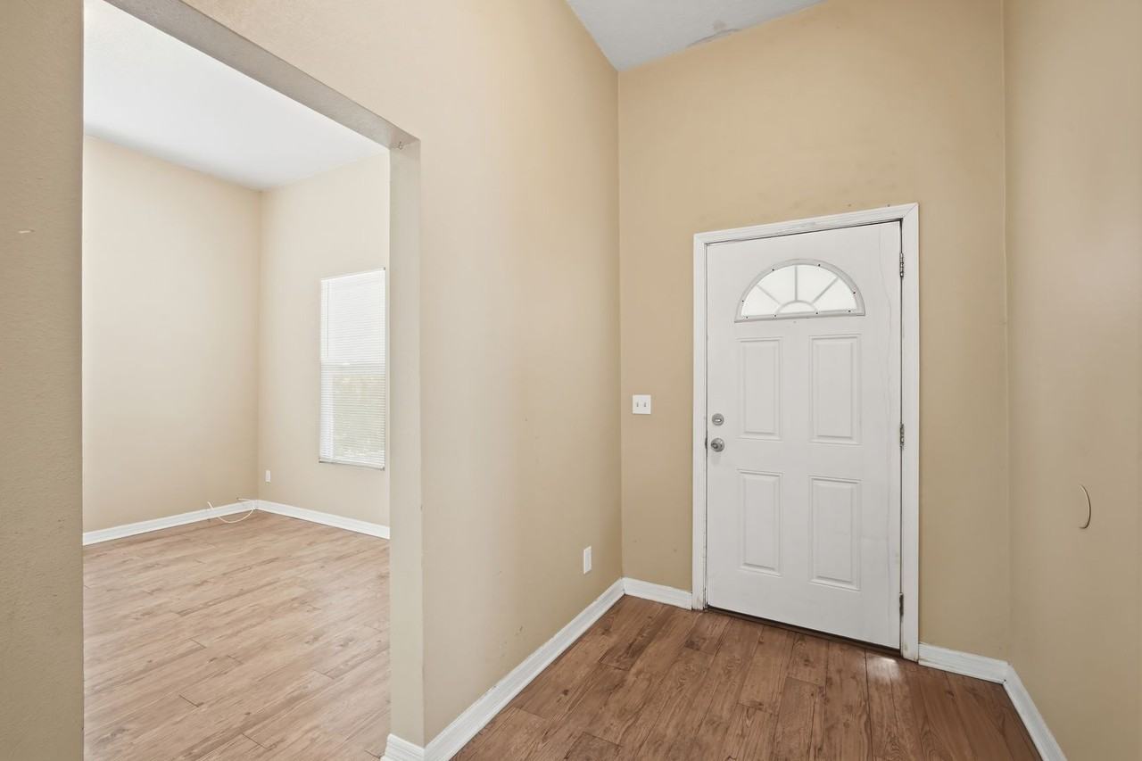 2411 E 18th Ave - Photo 5 of 23