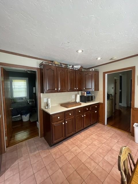 289 Webster St #1 - Photo 3 of 10
