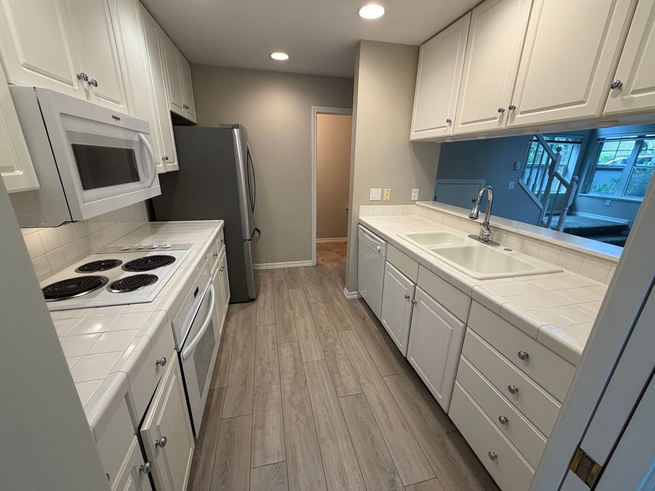 9613 Nw Miller Hill Dr - Photo 3 of 17