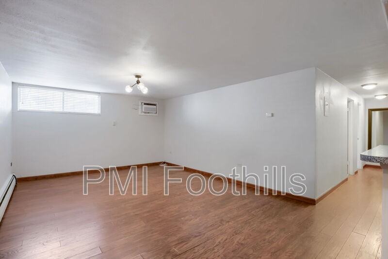 701 N Pearl St #101 - Photo 3 of 11