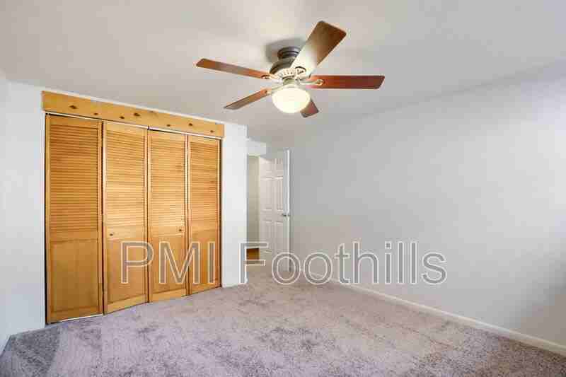 701 N Pearl St #101 - Photo 7 of 11