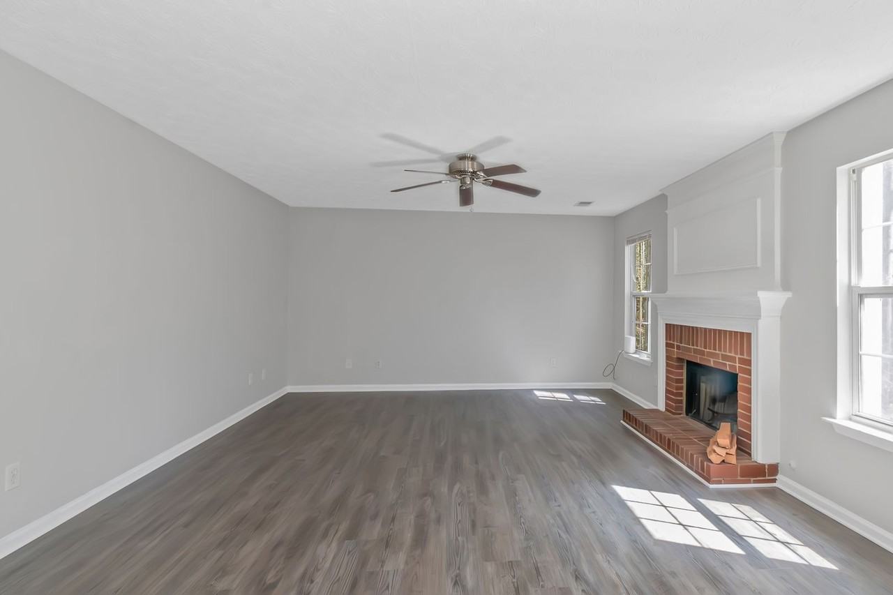 3309 Touchwood Ct Sw - Photo 4 of 46
