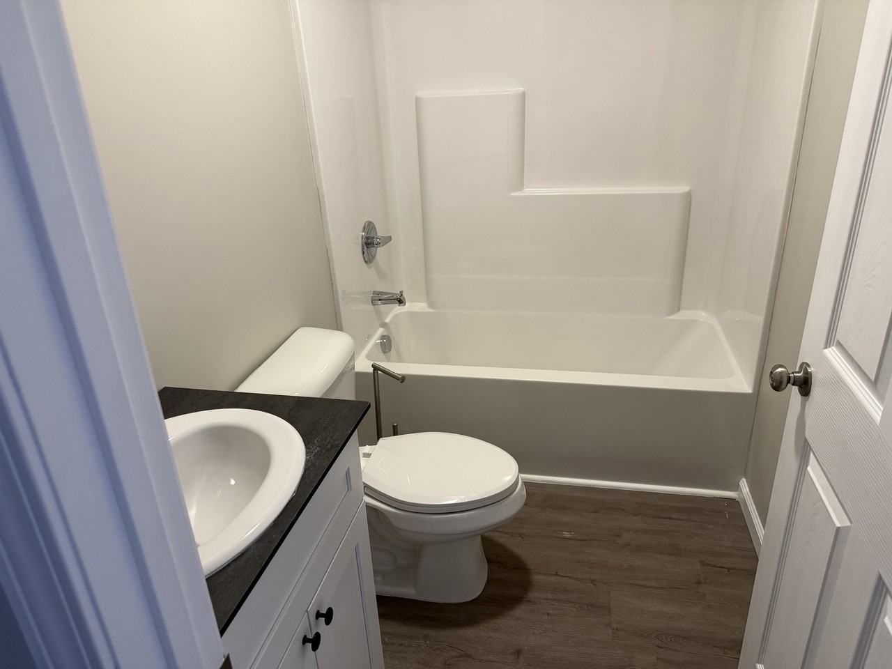 1309 Main Street East - Photo 7 of 9