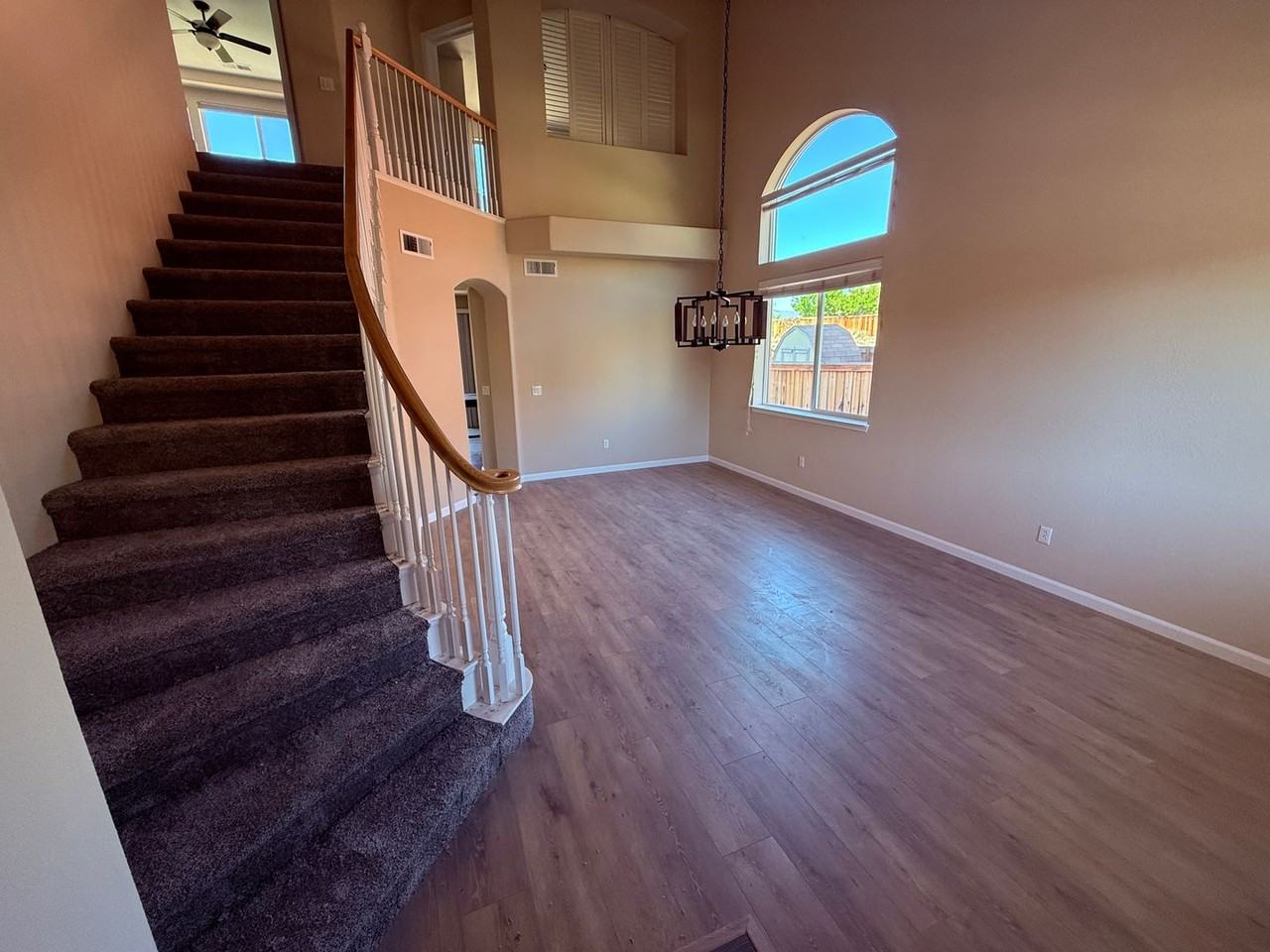 7750 Peavine Shadow Ct - Photo 3 of 15