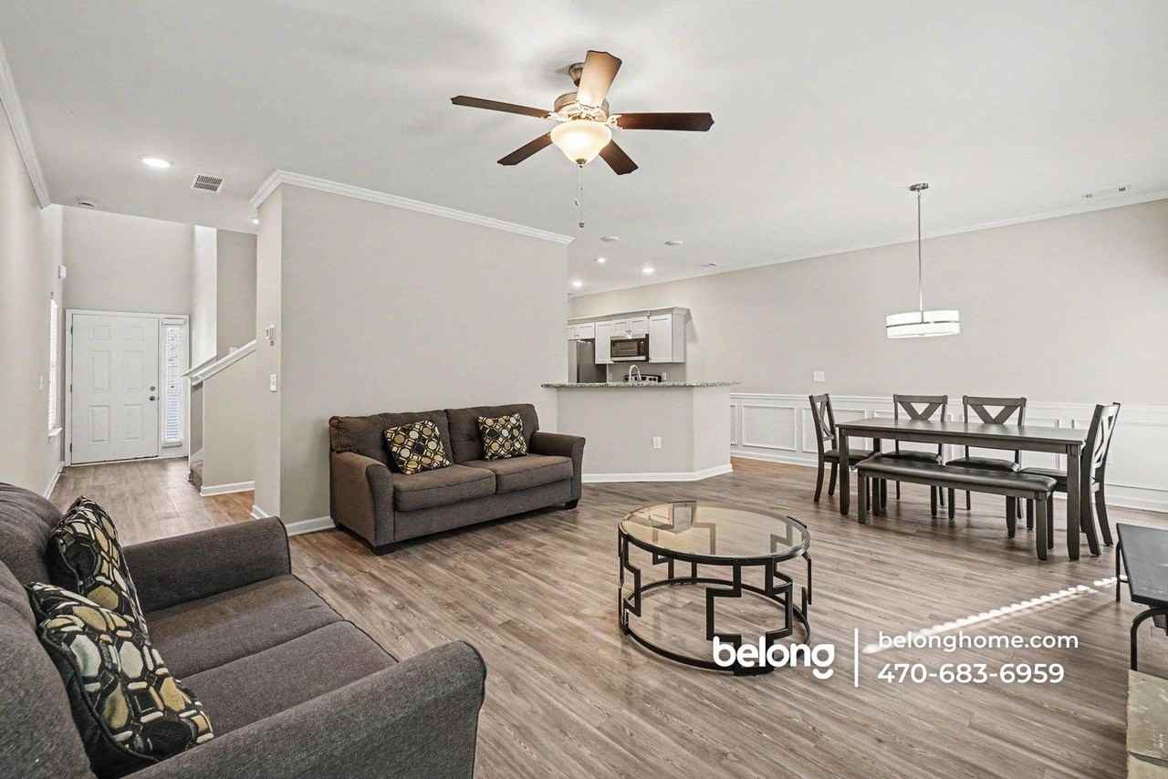 238 Eva Way Ne - Photo 5 of 16