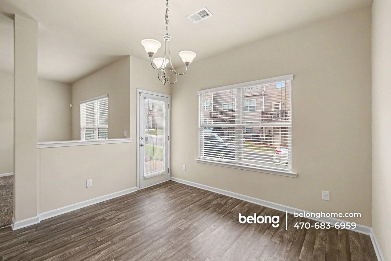 3335 Blue Springs Walk - Photo 5 of 16