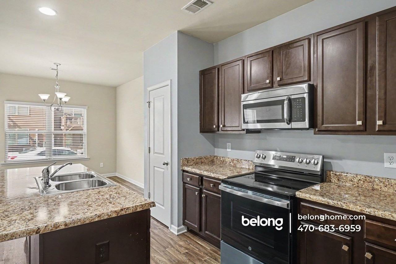 3335 Blue Springs Walk - Photo 6 of 16