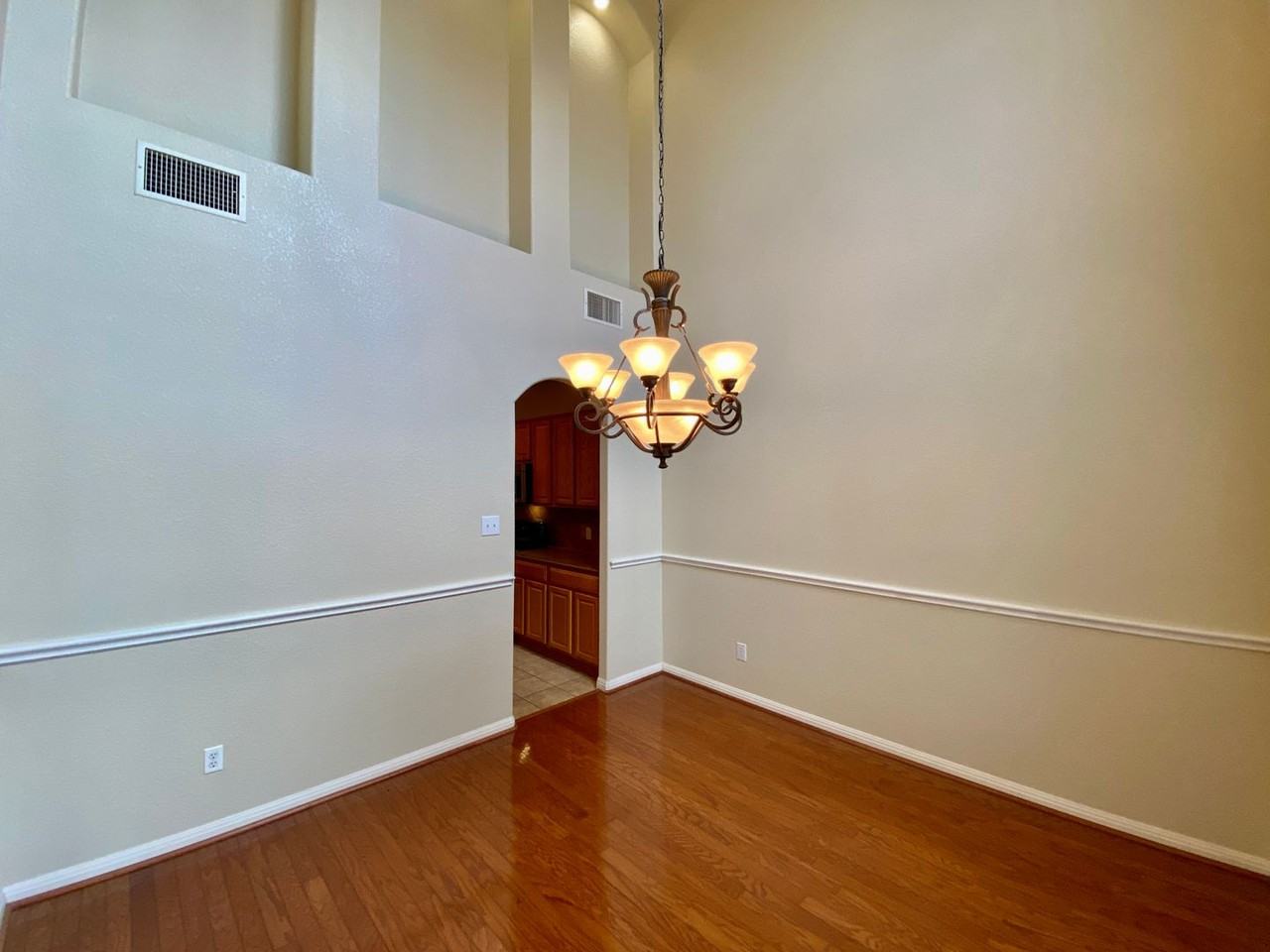 2314 Zoa Dr - Photo 6 of 41