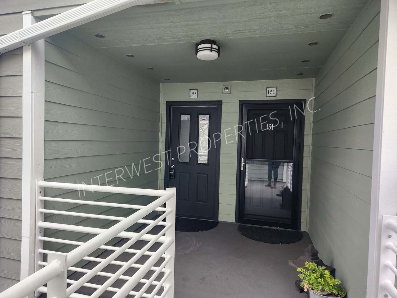 153 N Hayden Bay Dr - Photo 3 of 36