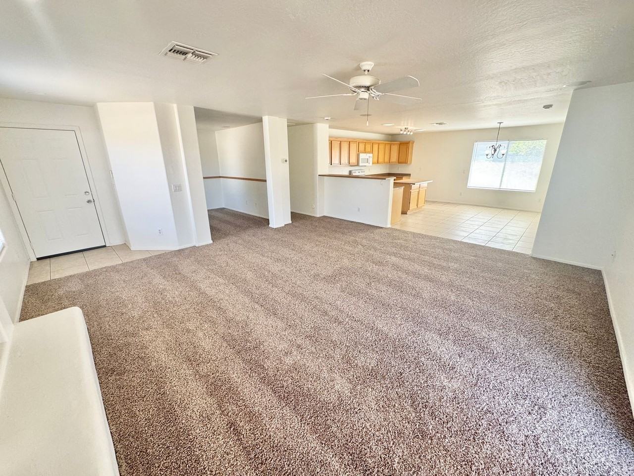 2106 W Alta Vista Rd - Photo 4 of 36