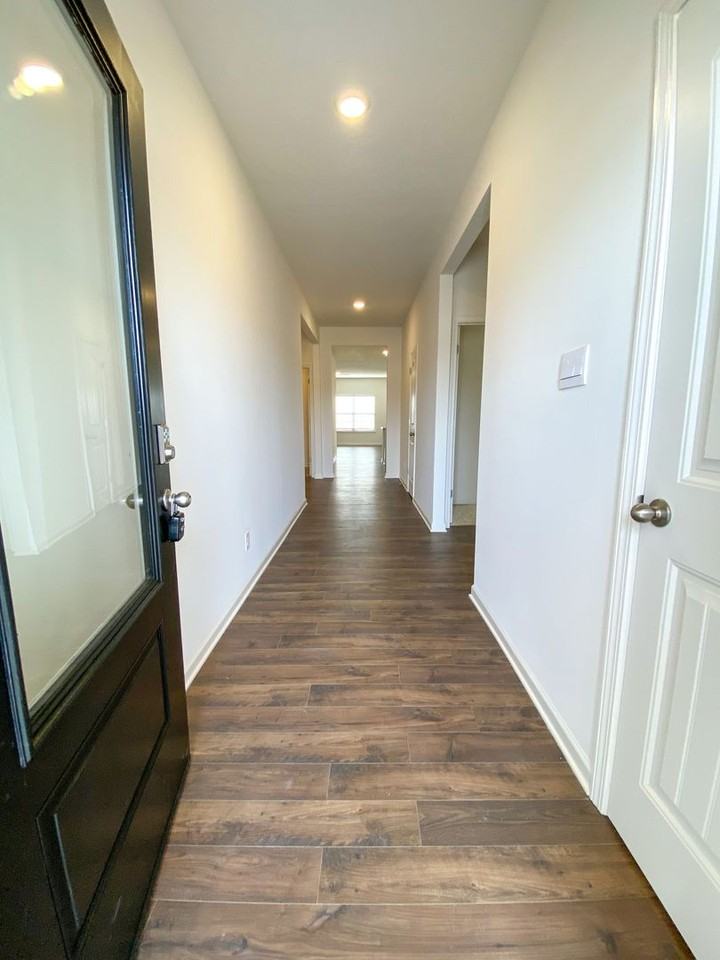 135 Driftwood Loop - Photo 2 of 22