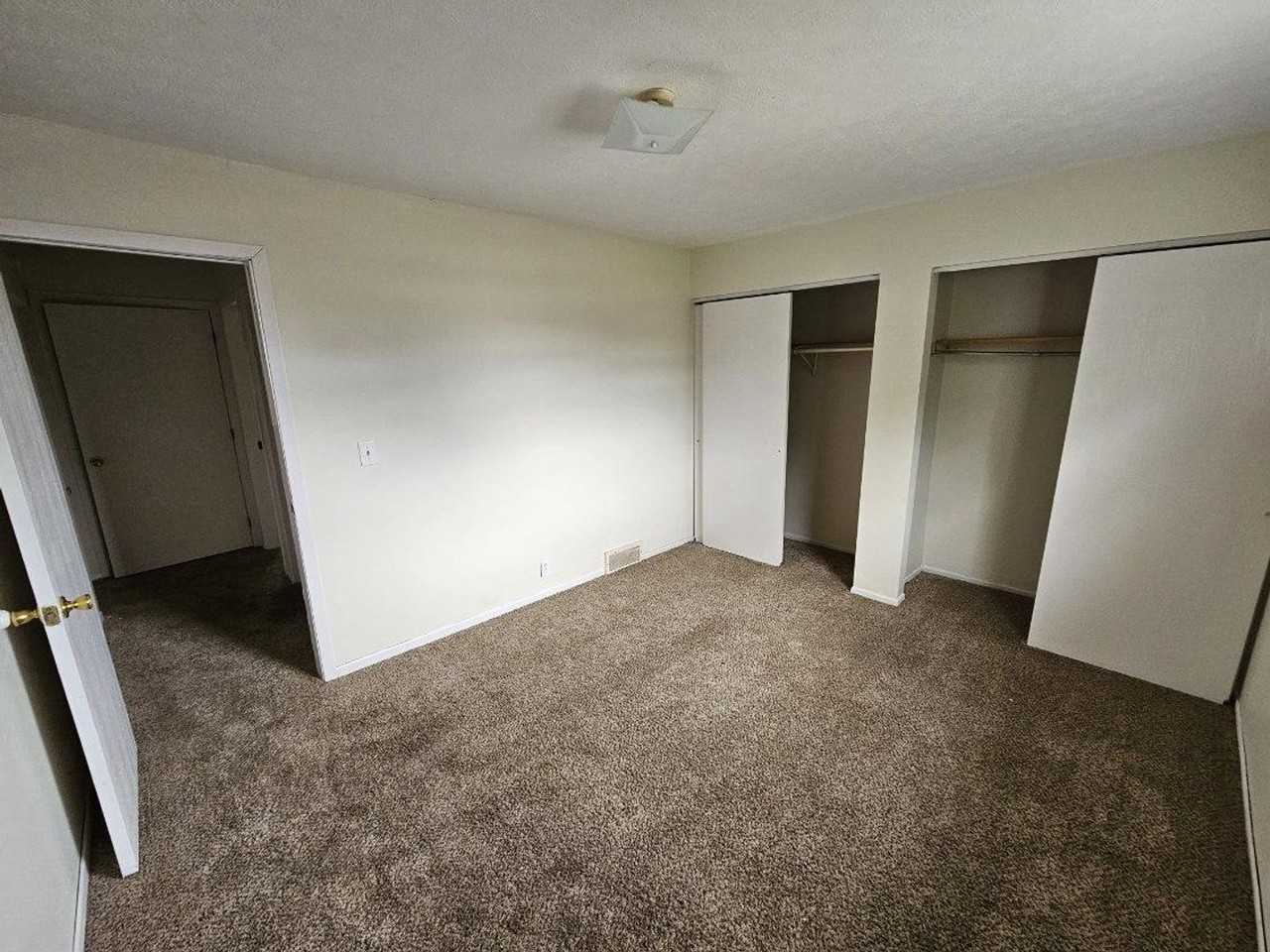 1231 Green Valley Dr - Photo 7 of 7