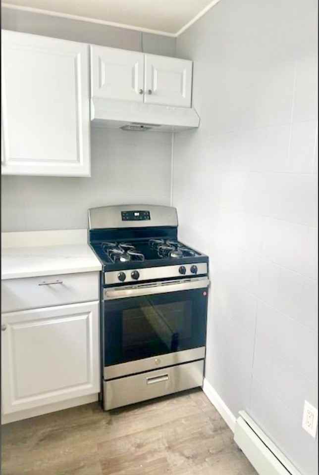 22-24 Lawn Avenue - Photo 2 of 37