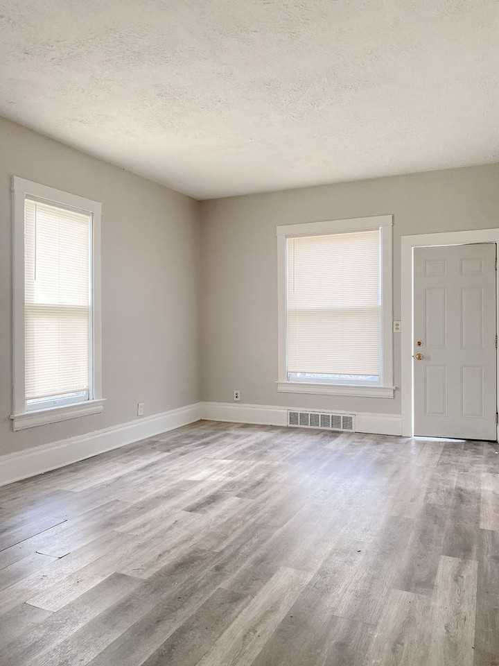 4543 Hamilton St - Photo 6 of 27