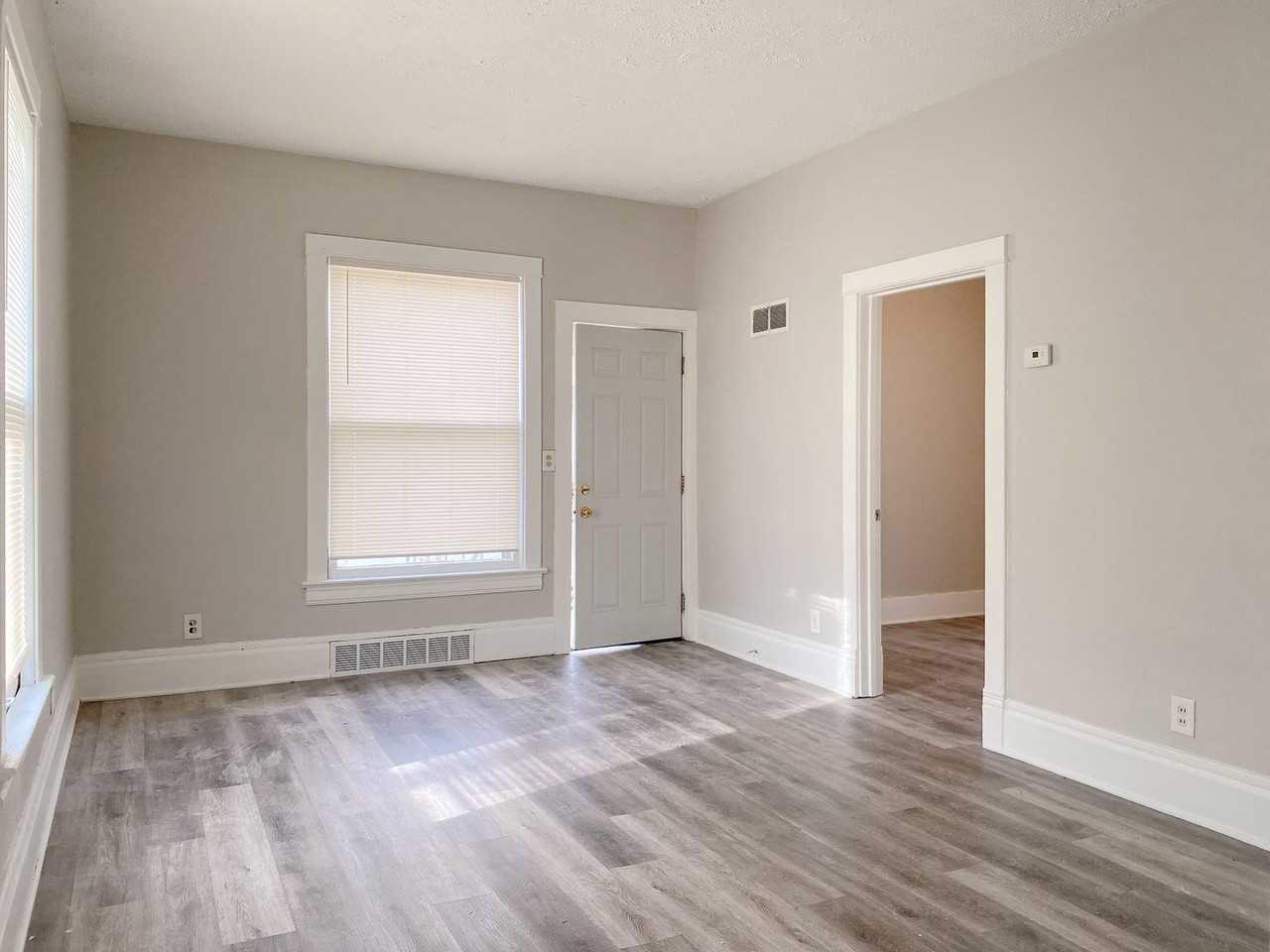 4543 Hamilton St - Photo 7 of 27