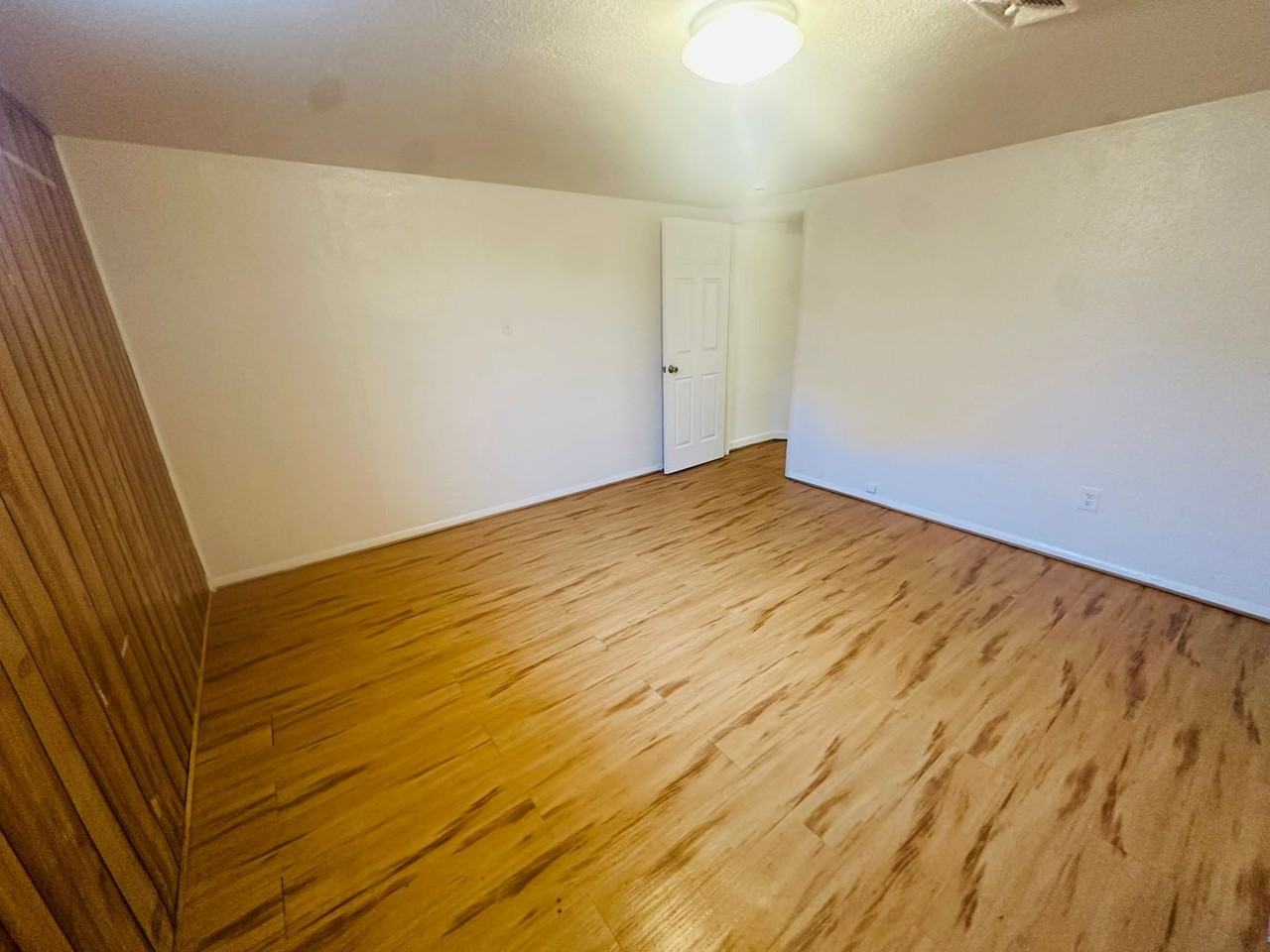 8615 W 54th Pl - Photo 6 of 10