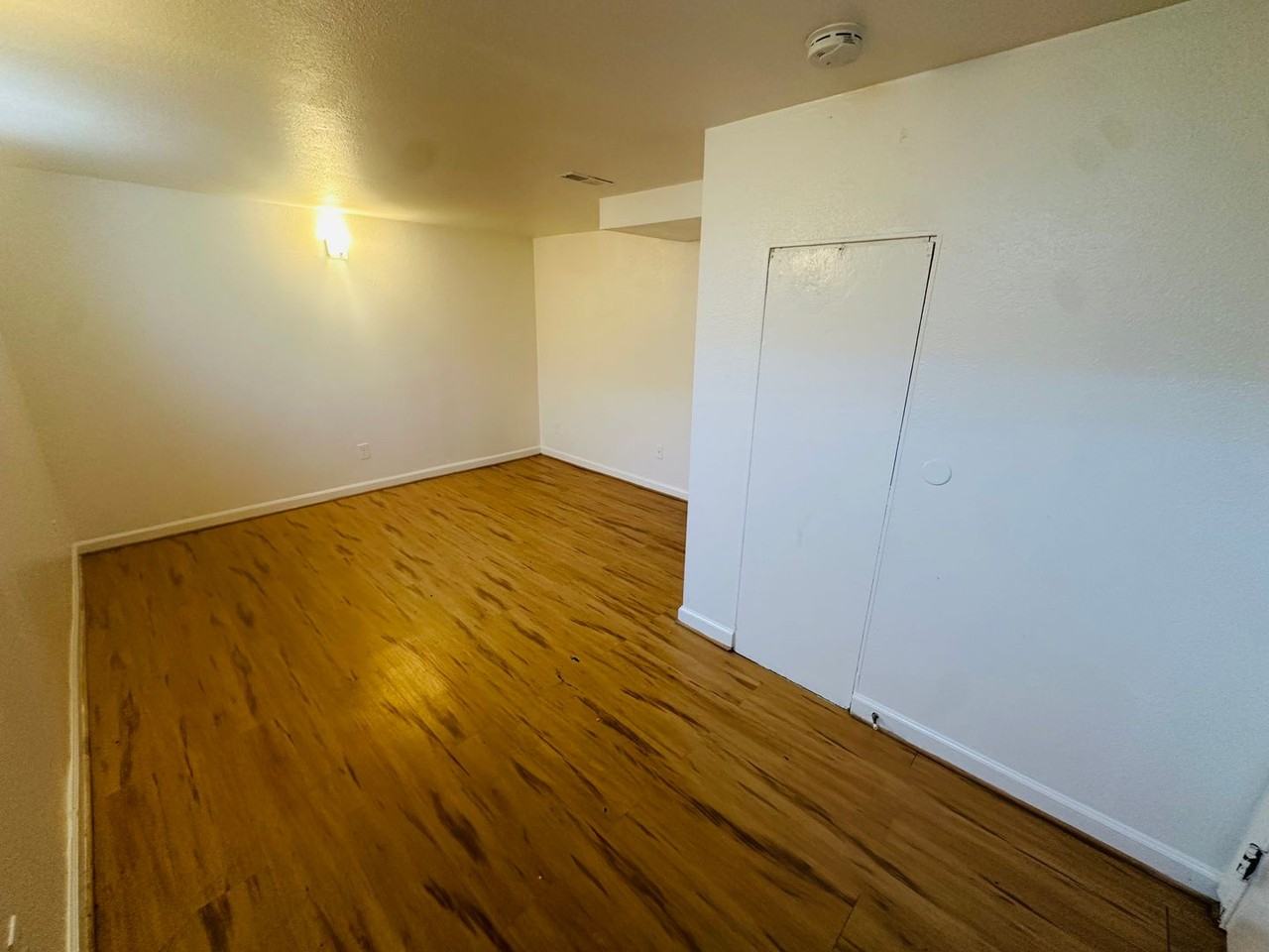 8615 W 54th Pl - Photo 7 of 10