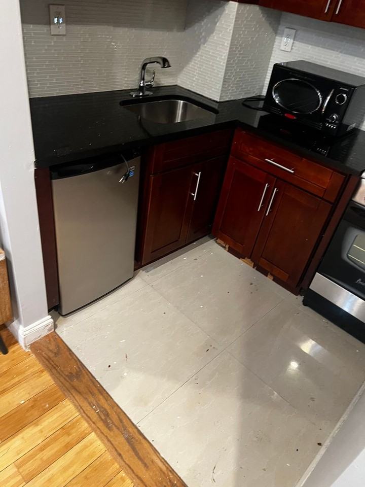 574 Madison Ave - Photo 2 of 6