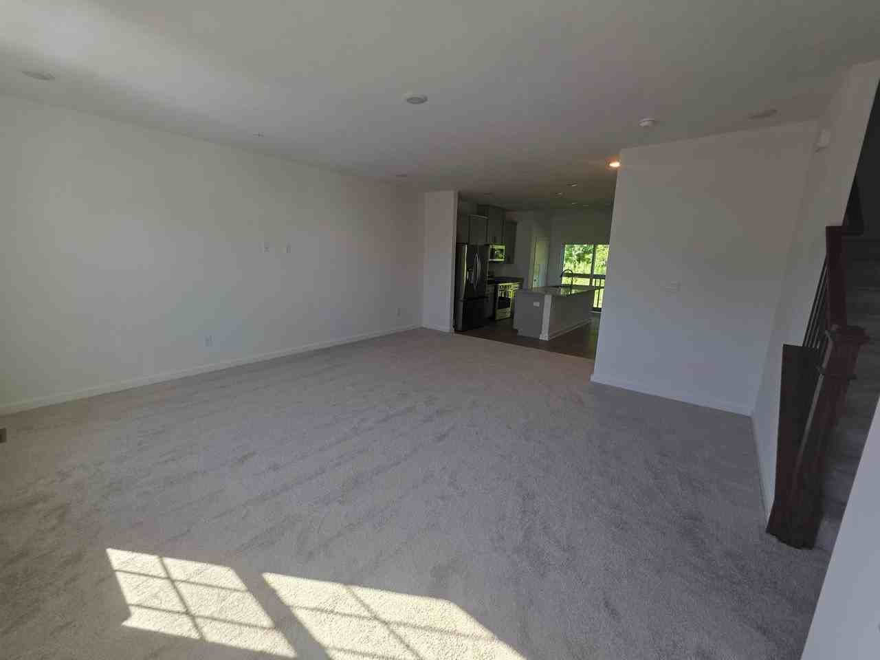 1806 Canterbury Dr - Photo 6 of 19