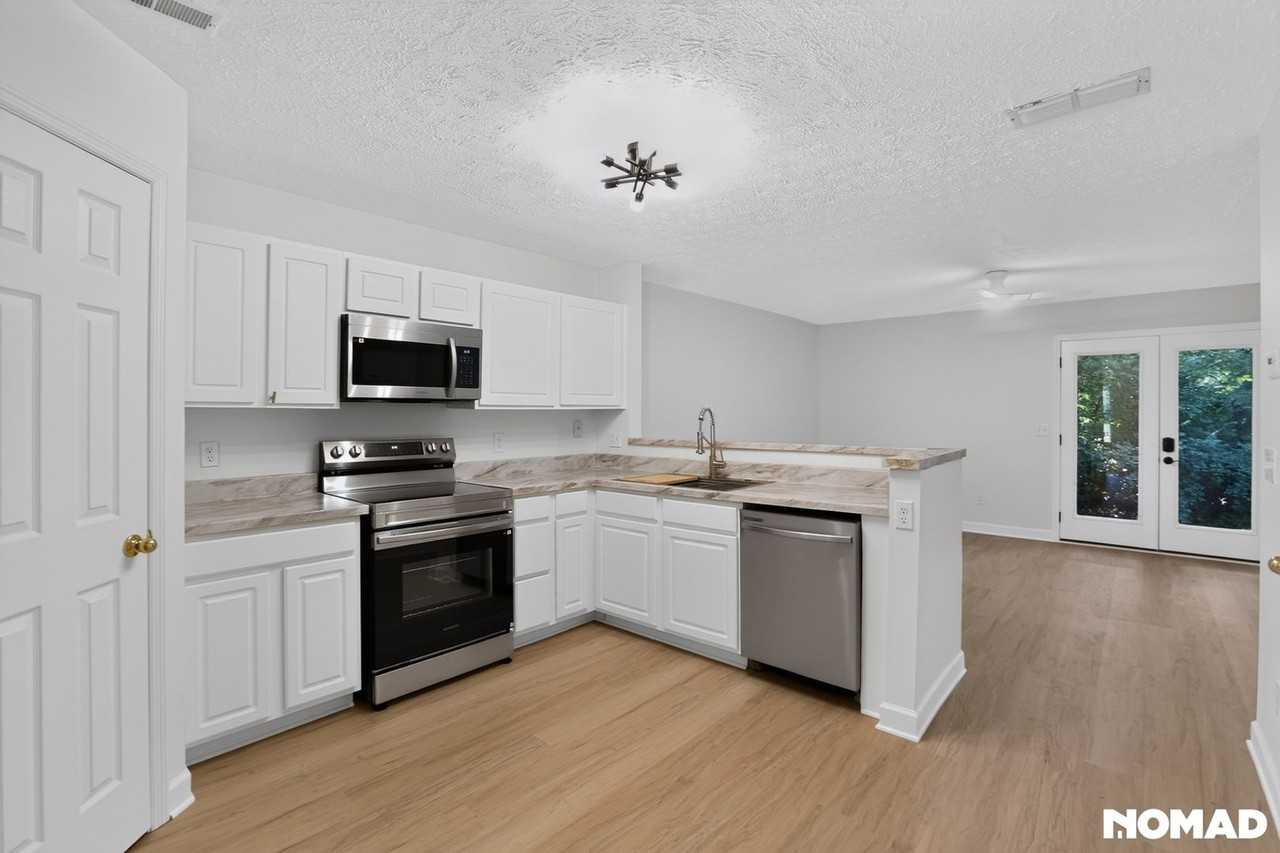 3093 Harpeth Springs Dr - Photo 2 of 15