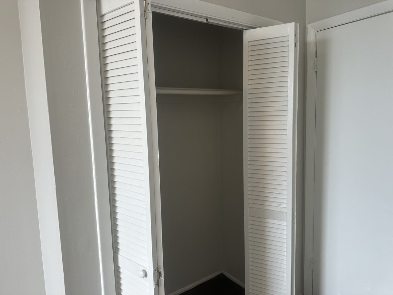 67 Brinkerhoff Street #4B - Photo 7 of 26