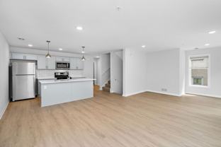 1721 Lagoon Avenue - Photo 1 of 1
