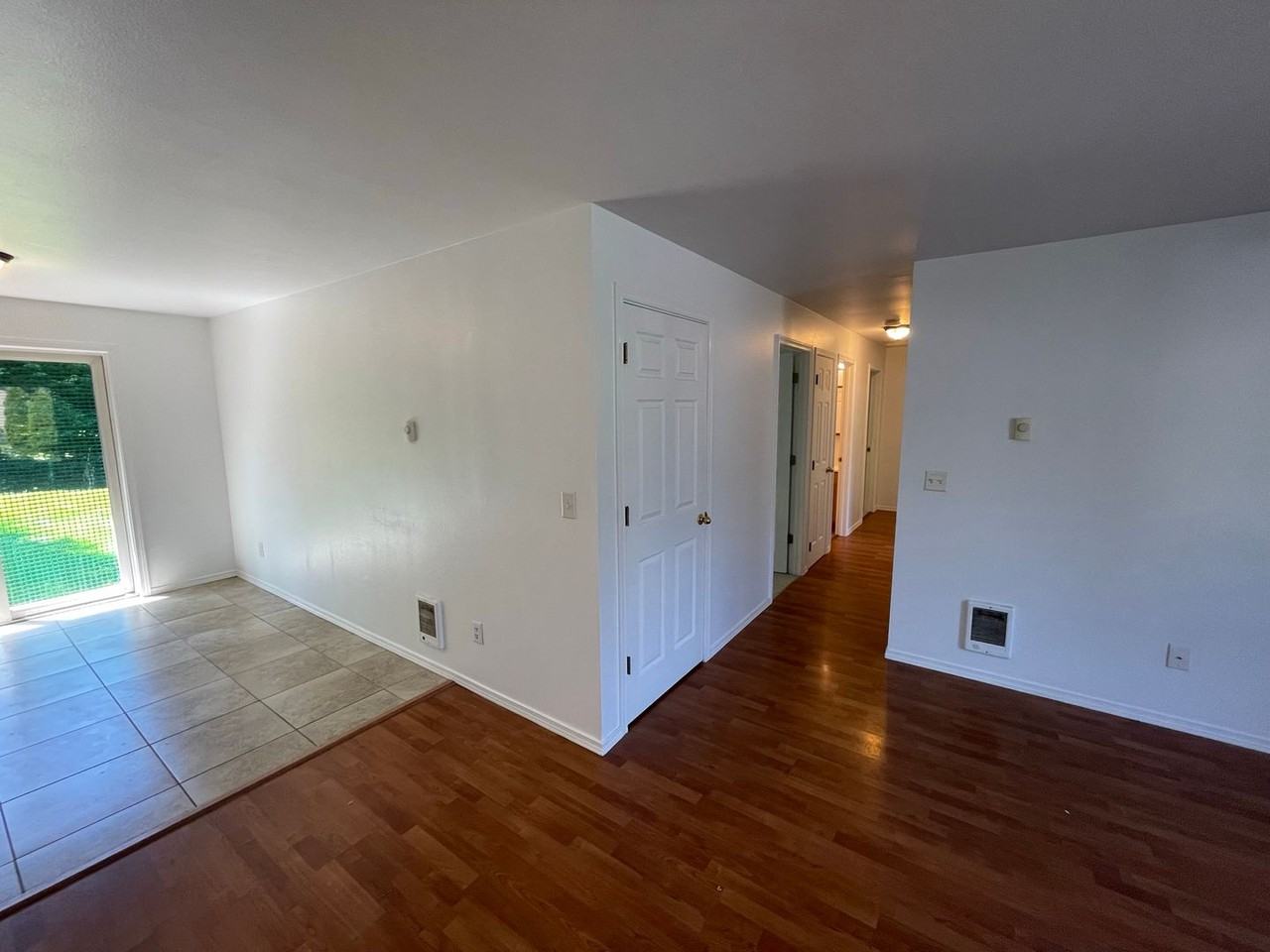 2415 Forest Park Ln - Photo 7 of 30